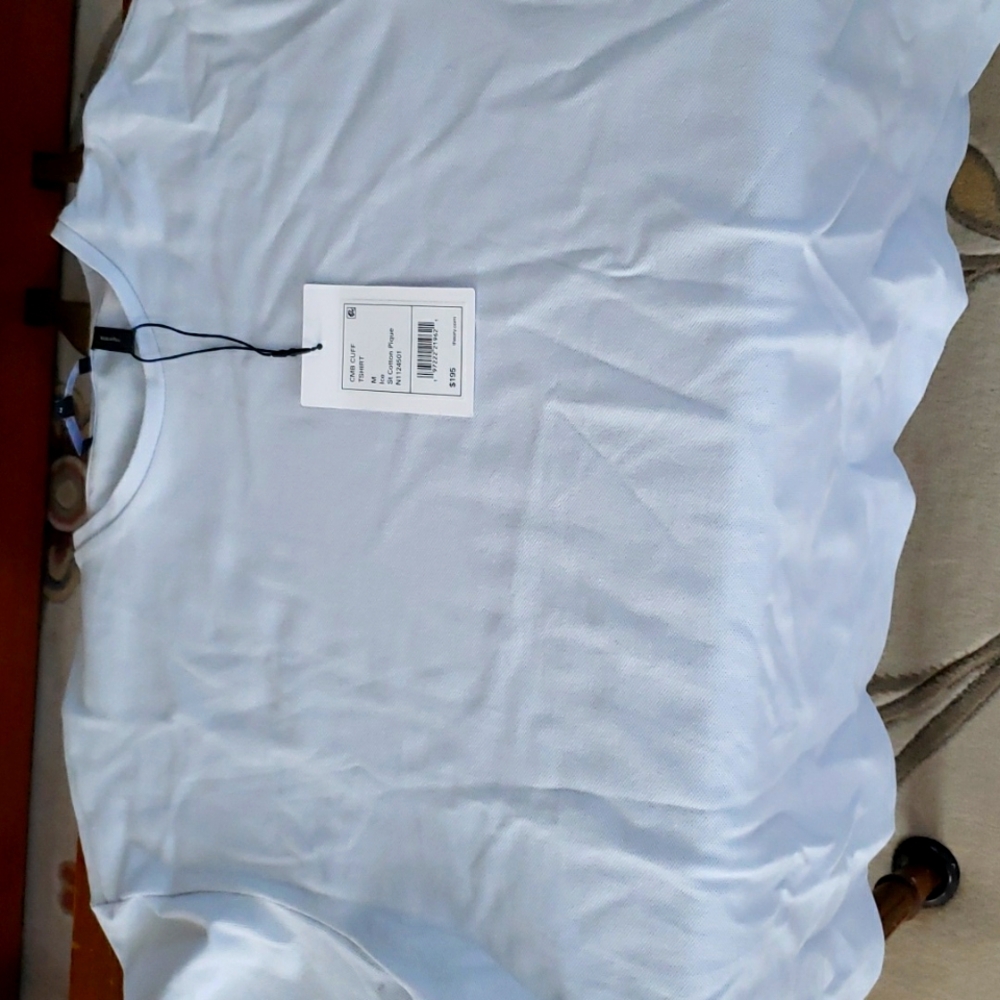 Theory size M t-shirt NWT